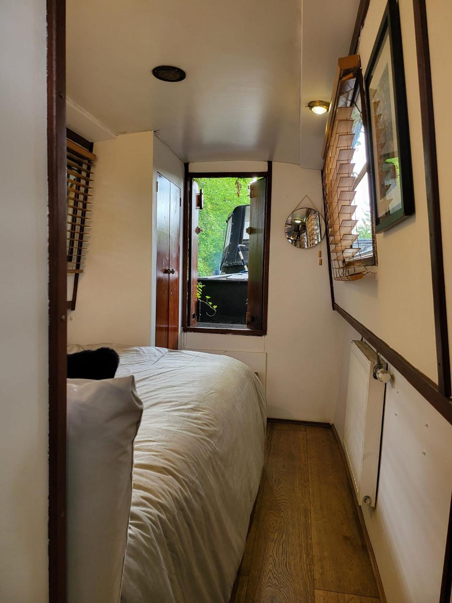Lovely Canal Boat In Little Venice For Family & Friends Londra Exterior foto