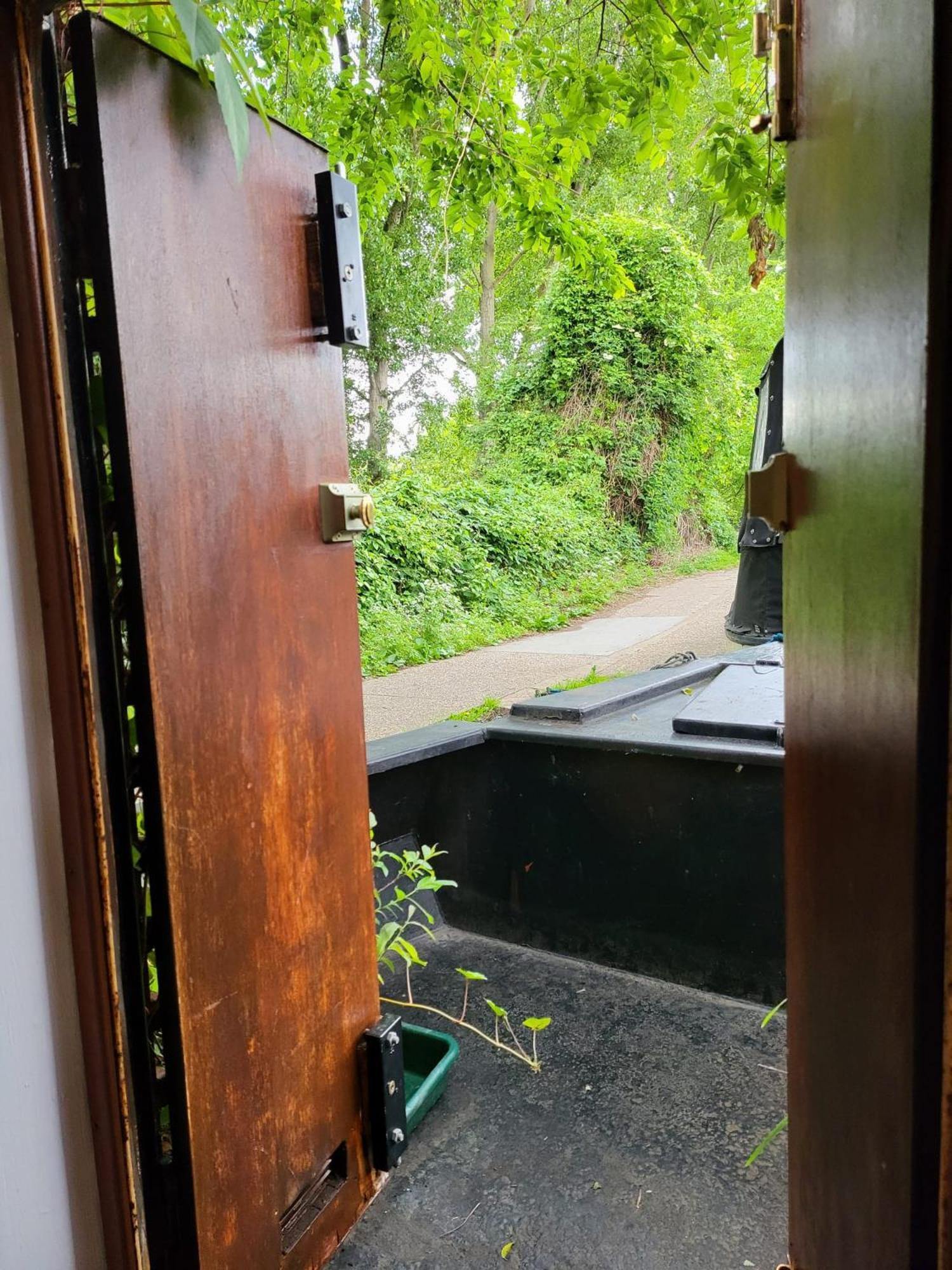 Lovely Canal Boat In Little Venice For Family & Friends Londra Exterior foto