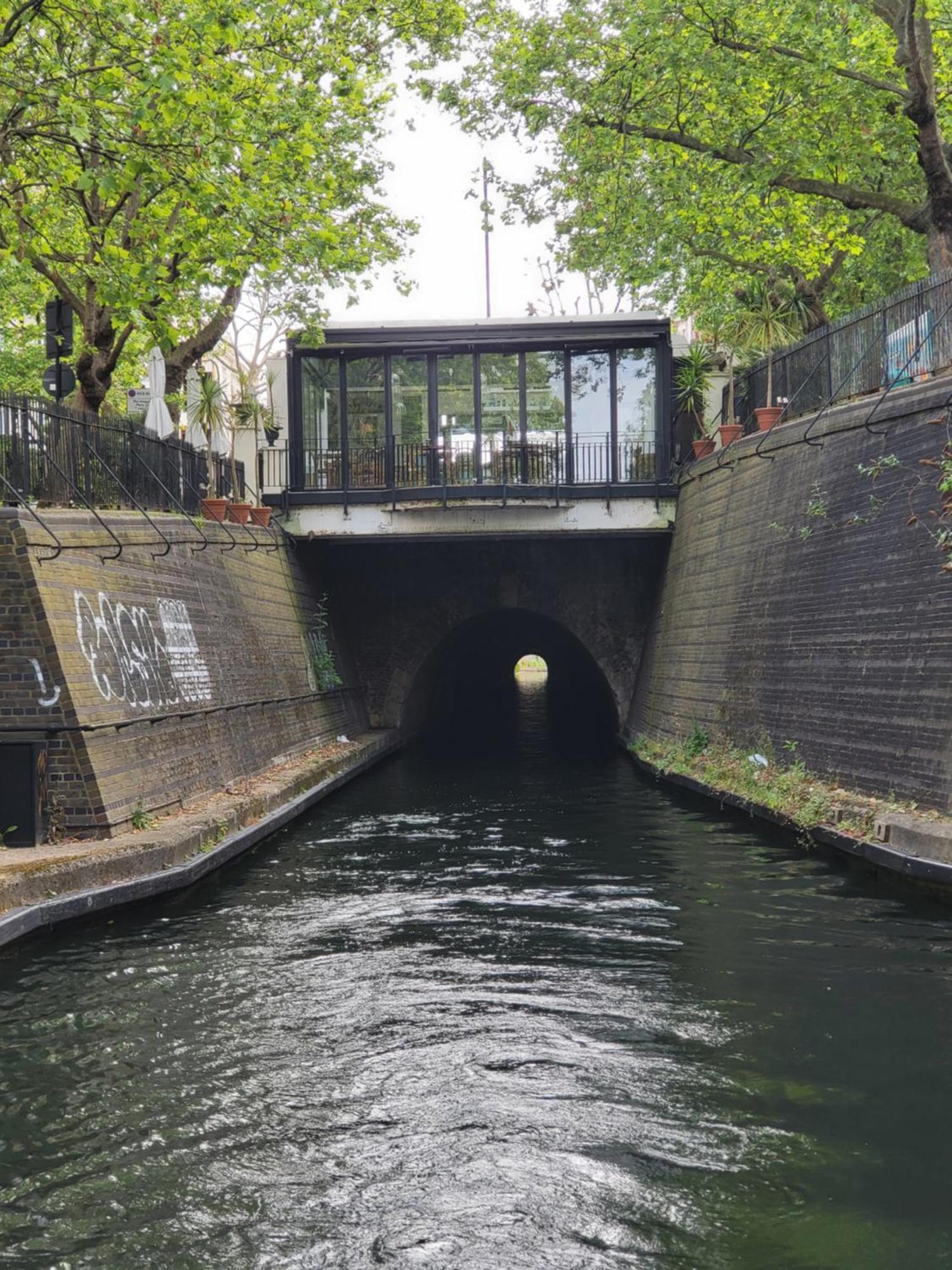 Lovely Canal Boat In Little Venice For Family & Friends Londra Exterior foto